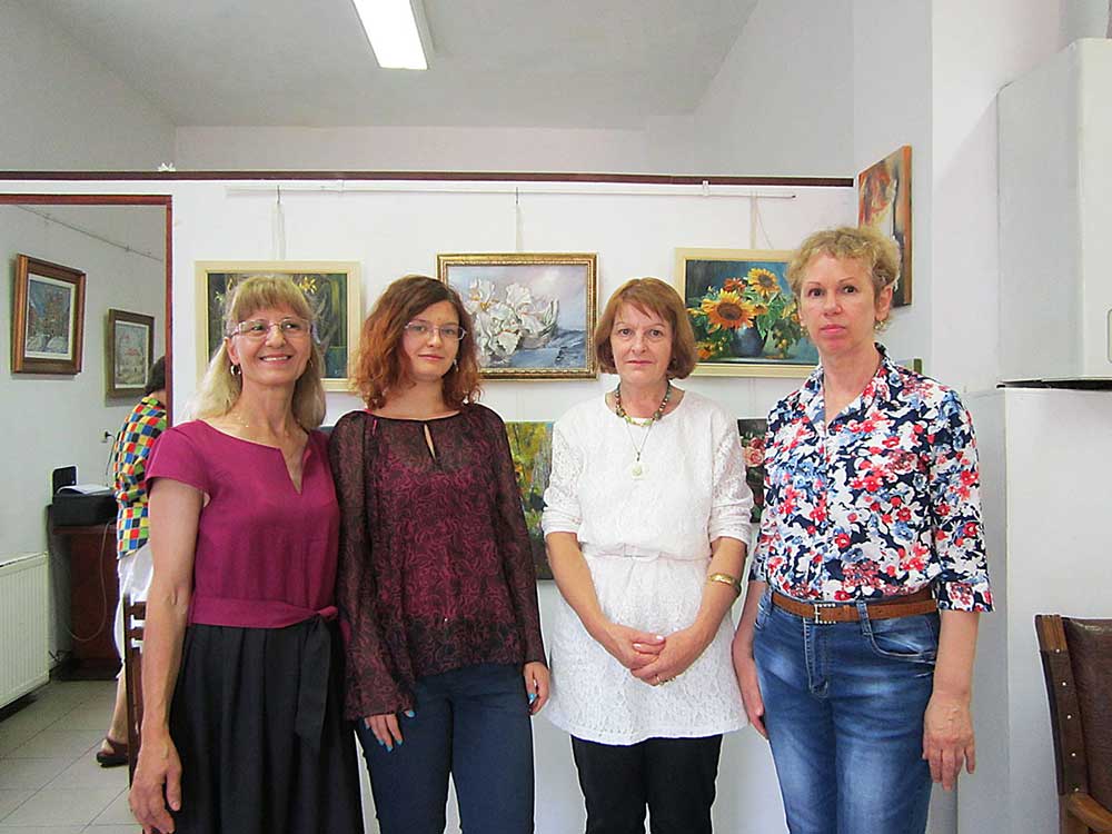 ELENA TOMA & ANNE - MARIE GHEORGHE - Expoziţie de debut la sediul AAPB (01 - 14 sep 2016) (15) ELENA TOMA & ANNE - MARIE GHEORGHE - Expoziţie de debut la sediul AAPB (01 - 14 sep 2016) (15)