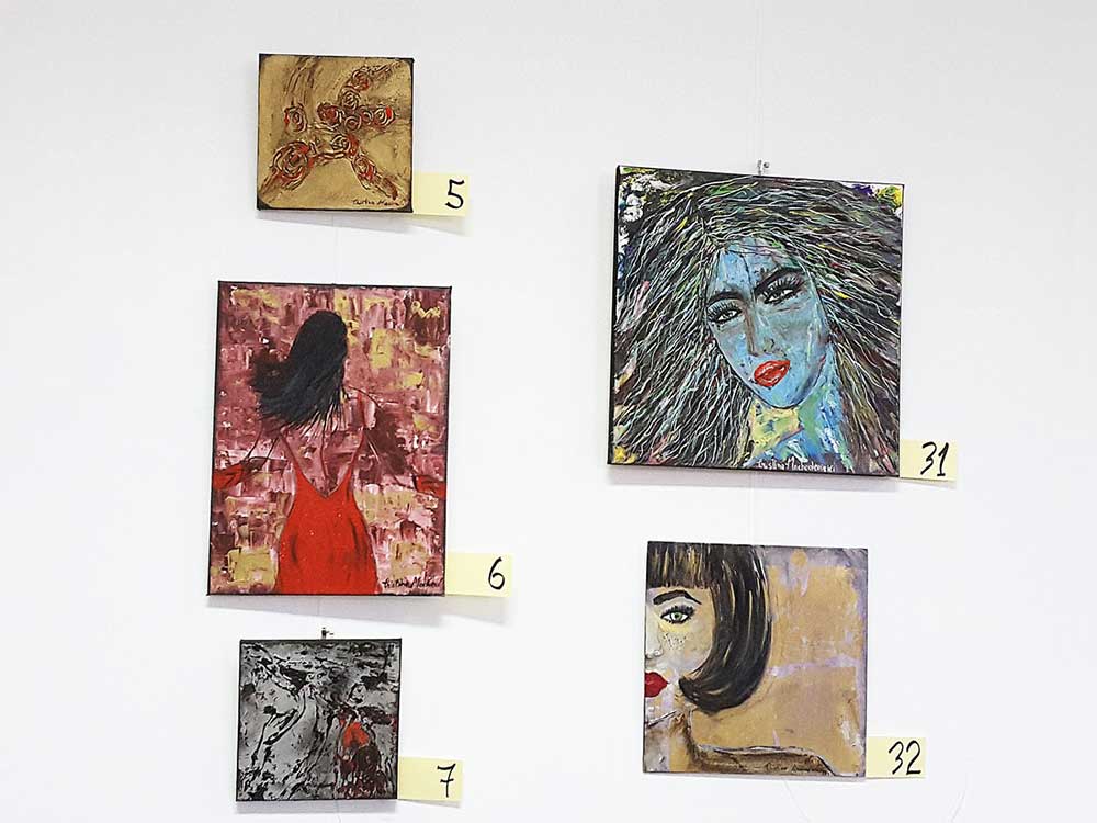 Expoziţie (23 mar - 06 apr 2017) „CRISTINA MACHEDONSKI” - debut & „STEFAN PARASCHIVU” - personala - la sediul AAPB, Bucuresti (11) Expoziţie (23 mar - 06 apr 2017) „CRISTINA MACHEDONSKI” - debut & „STEFAN PARASCHIVU” - personala - la sediul AAPB, Bucuresti (11)