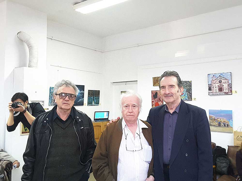 Expoziţie (23 mar - 06 apr 2017) „CRISTINA MACHEDONSKI” - debut & „STEFAN PARASCHIVU” - personala - la sediul AAPB, Bucuresti (19) Expoziţie (23 mar - 06 apr 2017) „CRISTINA MACHEDONSKI” - debut & „STEFAN PARASCHIVU” - personala - la sediul AAPB, Bucuresti (19)
