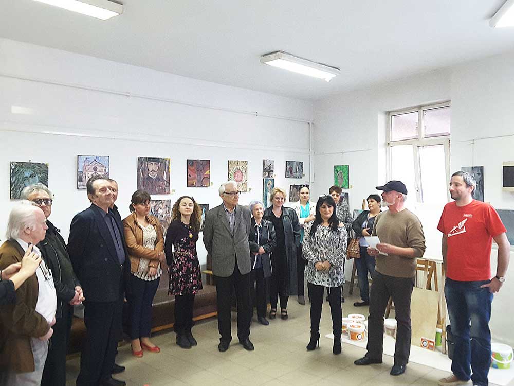 Expoziţie (23 mar - 06 apr 2017) „CRISTINA MACHEDONSKI” - debut & „STEFAN PARASCHIVU” - personala - la sediul AAPB, Bucuresti (24) Expoziţie (23 mar - 06 apr 2017) „CRISTINA MACHEDONSKI” - debut & „STEFAN PARASCHIVU” - personala - la sediul AAPB, Bucuresti (24)
