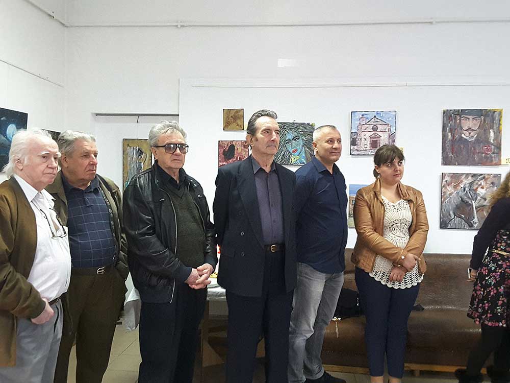 Expoziţie (23 mar - 06 apr 2017) „CRISTINA MACHEDONSKI” - debut & „STEFAN PARASCHIVU” - personala - la sediul AAPB, Bucuresti (27) Expoziţie (23 mar - 06 apr 2017) „CRISTINA MACHEDONSKI” - debut & „STEFAN PARASCHIVU” - personala - la sediul AAPB, Bucuresti (27)