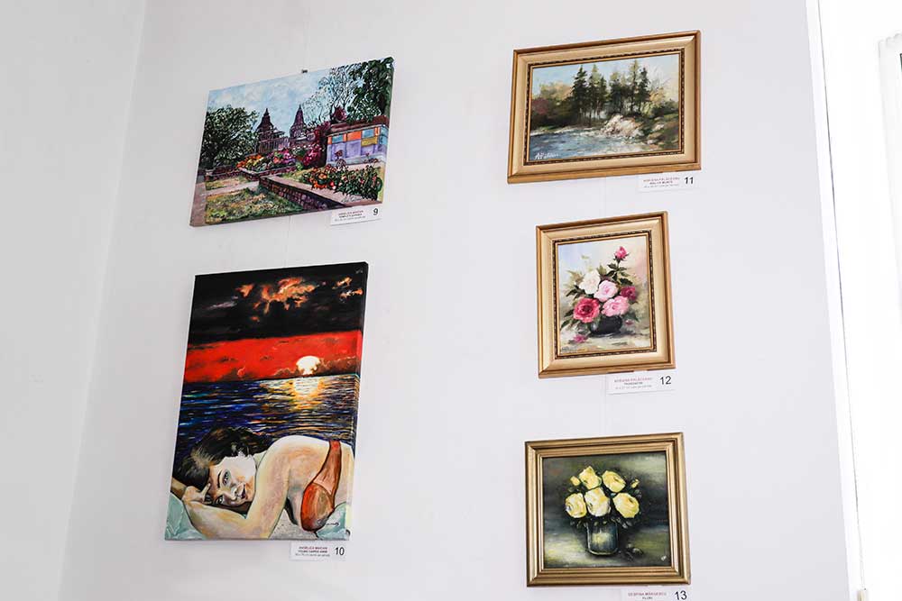Expoziţie de pictura AAPB „SALONUL DE VARA - 2018” (29 aug - 27 sep 2018), la Casa de Cultura Friedrich Schiller, Bucuresti (3) Expoziţie de pictura AAPB „SALONUL DE VARA - 2018” (29 aug - 27 sep 2018), la Casa de Cultura Friedrich Schiller, Bucuresti (3)