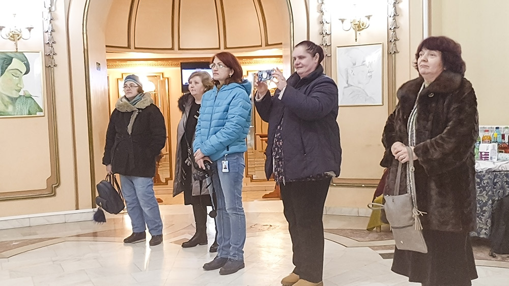 Expoziţie personală Ana Maria Natalia Toader (22 ianuarie - 04 februarie 2019), „Trepte spre culoare” - Galeria Ronda - Cercul Militar National, Bucureşti (14) Expoziţie personală Ana Maria Natalia Toader (22 ianuarie - 04 februarie 2019), „Trepte spre culoare” - Galeria Ronda - Cercul Militar National, Bucureşti (14)