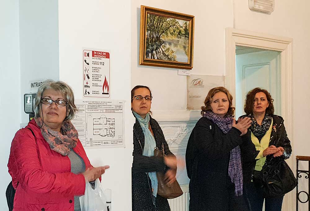 Alexandra Zachi - „YIN - trospectie” - miniexpoziţie personală - (21 octombrie - 16 noiembrie 2019) - Biblioteca Metropolitana (Mihail Sadoveanu) Bucuresti (12) Alexandra Zachi - „YIN - trospectie” - miniexpoziţie personală - (21 octombrie - 16 noiembrie 2019) - Biblioteca Metropolitana (Mihail Sadoveanu) Bucuresti (12)