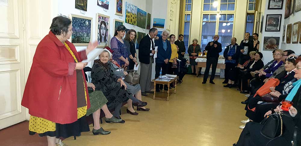 Alexandra Zachi - „YIN - trospectie” - miniexpoziţie personală - (21 octombrie - 16 noiembrie 2019) - Biblioteca Metropolitana (Mihail Sadoveanu) Bucuresti (15) Alexandra Zachi - „YIN - trospectie” - miniexpoziţie personală - (21 octombrie - 16 noiembrie 2019) - Biblioteca Metropolitana (Mihail Sadoveanu) Bucuresti (15)