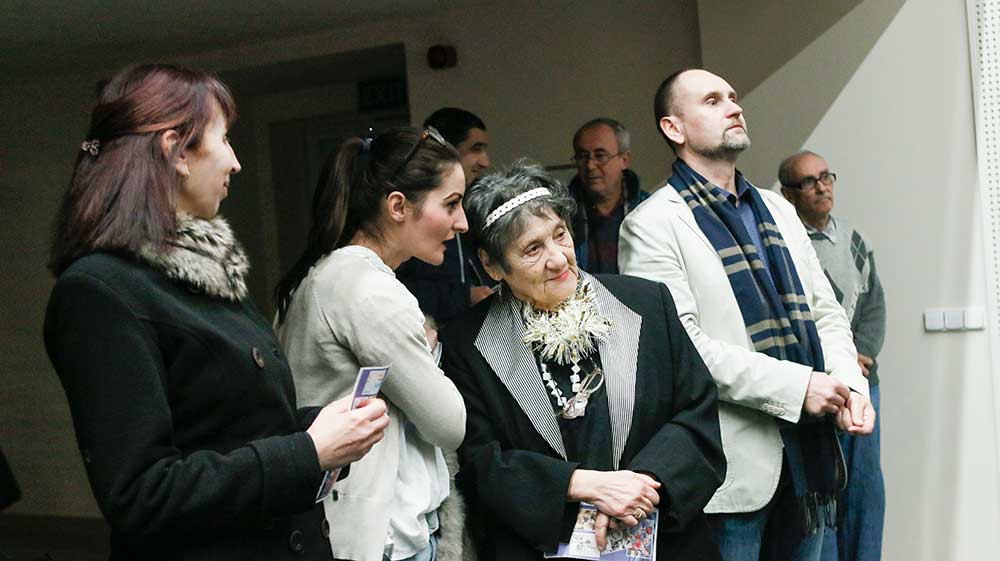 Arety Candide Dinulescu - „In memoriam Arety Ioana” - expoziţie personală - (02 - 17 decembrie 2019) - Biblioteca Nationala a Romaniei - Bucuresti (17) Arety Candide Dinulescu - „In memoriam Arety Ioana” - expoziţie personală - (02 - 17 decembrie 2019) - Biblioteca Nationala a Romaniei - Bucuresti (17)
