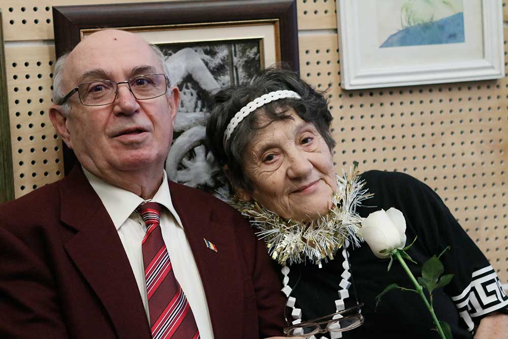 Arety Candide Dinulescu - „In memoriam Arety Ioana” - expoziţie personală - (02 - 17 decembrie 2019) - Biblioteca Nationala a Romaniei - Bucuresti (25) Arety Candide Dinulescu - „In memoriam Arety Ioana” - expoziţie personală - (02 - 17 decembrie 2019) - Biblioteca Nationala a Romaniei - Bucuresti (25)