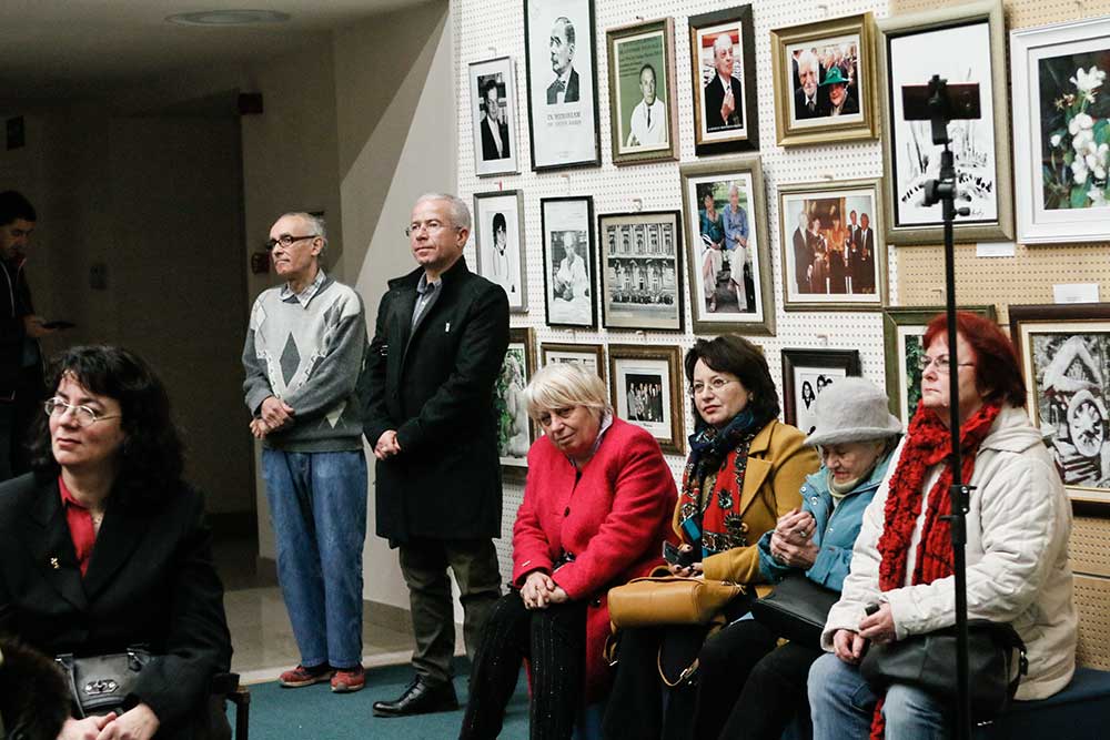Arety Candide Dinulescu - „In memoriam Arety Ioana” - expoziţie personală - (02 - 17 decembrie 2019) - Biblioteca Nationala a Romaniei - Bucuresti (27) Arety Candide Dinulescu - „In memoriam Arety Ioana” - expoziţie personală - (02 - 17 decembrie 2019) - Biblioteca Nationala a Romaniei - Bucuresti (27)