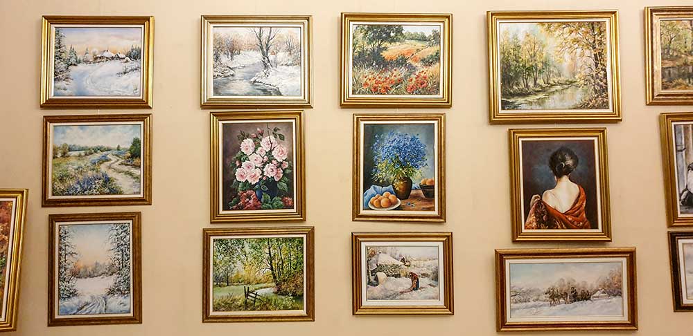 Vasilica Adaniloaie - „Feerie” - expoziţie personală - (07 - 20 ianuarie 2020) - Cercul Militar National - Bucuresti - Galeria Foaier (3) Vasilica Adaniloaie - „Feerie” - expoziţie personală - (07 - 20 ianuarie 2020) - Cercul Militar National - Bucuresti - Galeria Foaier (3)